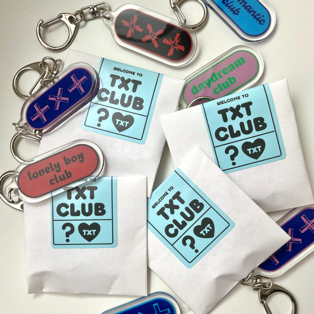 TXT CLUB keyring